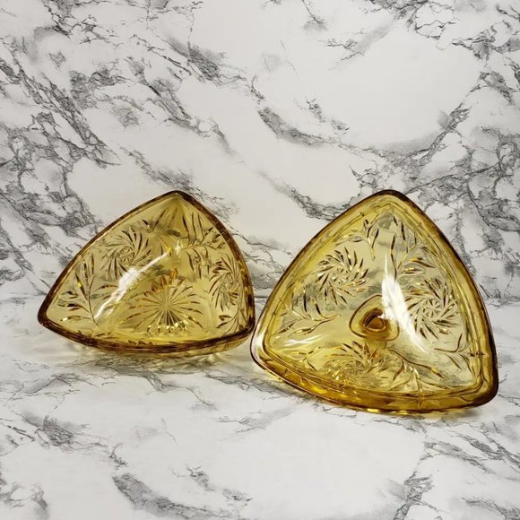 Hazel Atlas Honey Glass Triangle Lidded Dish Vintage - Picture 6 of 8